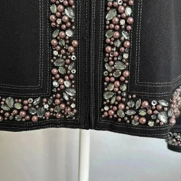 PETER NYGARD Beaded Jacket Size 16 Black With Purple Pearls And Grey White Stone - Picture 2 of 6